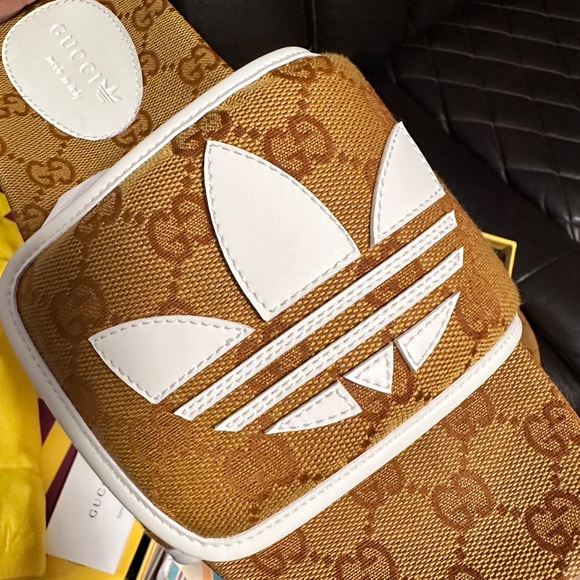 💯❤️ Brand New Gucci x Adidas GG Canvas Platform Slides - Size 9 / 39 - Picture 11 of 15